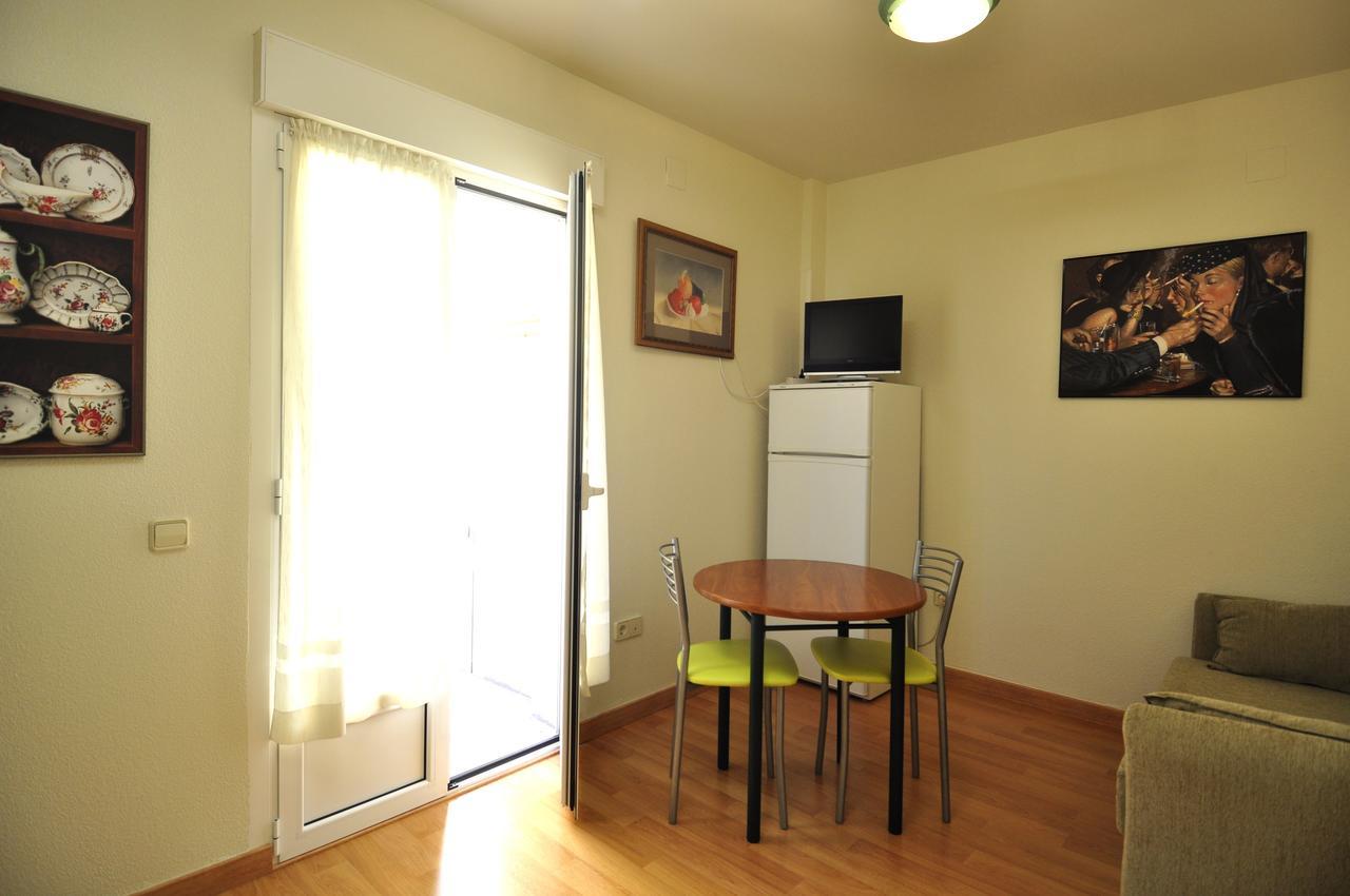 Hotel Apartamentos Aralso Sotillo La Lastrilla Zewnętrze zdjęcie